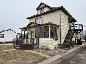 Building Photo - 811 S High St