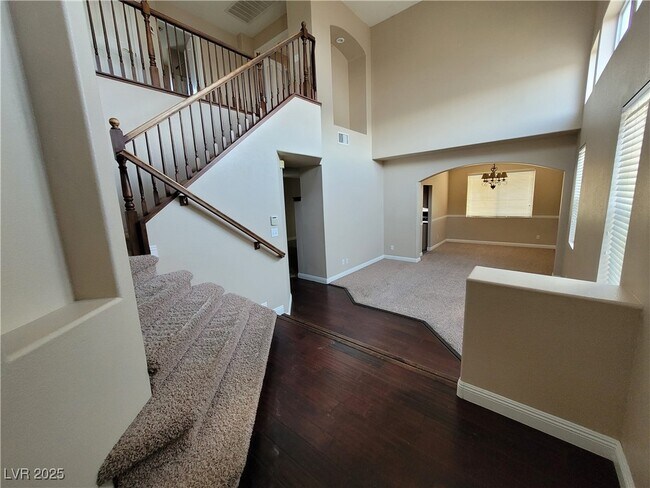 Foto del edificio - 2467 Sheltered Meadows Ln