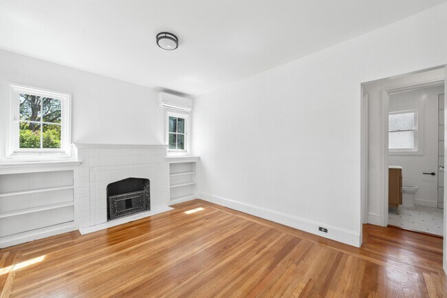 Foto del edificio - 1697 Hopkins St