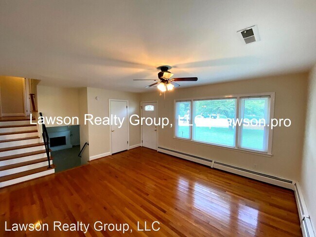 Building Photo - 3 br, 1.5 bath House - 1706 Glendon Rd.