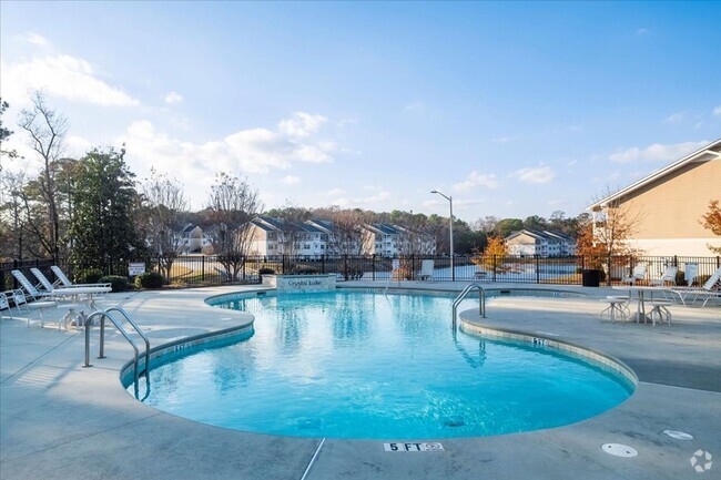 Crystal Lake Luxury Apartments