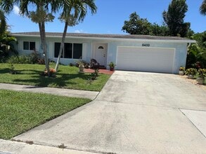 Building Photo - 6433 Sagewood Way