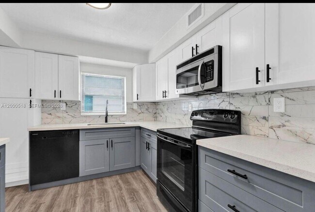 Foto del edificio - 427 NW 19th Ave