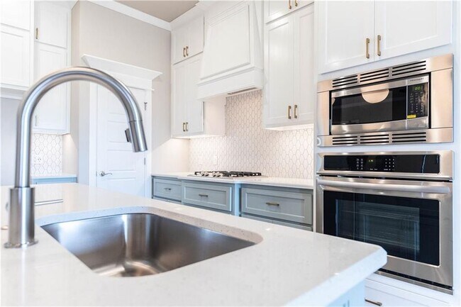 Foto del edificio - 10105 NW 140th St