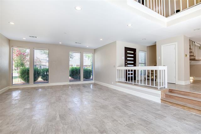 Foto del edificio - 16341 Lauder Ln