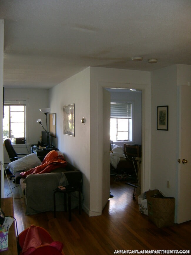 Building Photo - 50 Evergreen St