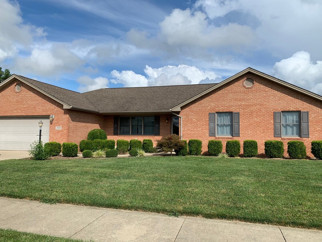 1609 Bell Ford Dr, Seymour, IN 47274 House Rental in Seymour, IN