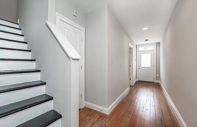 Foto del edificio - 513 S Laurel St
