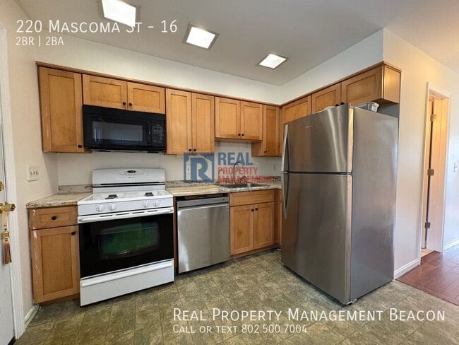 Building Photo - 220 Mascoma St