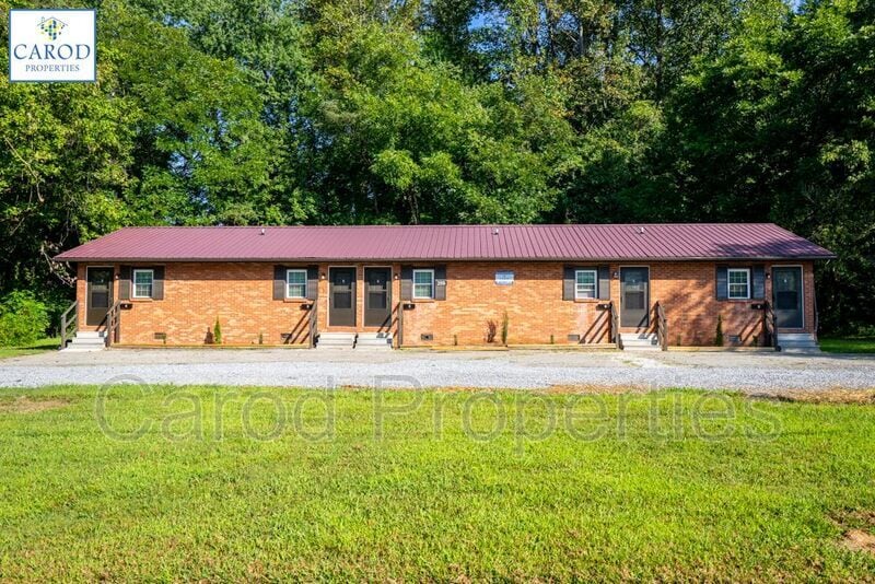 209 Spring St, Marion, NC 28752 House Rental in Marion, NC