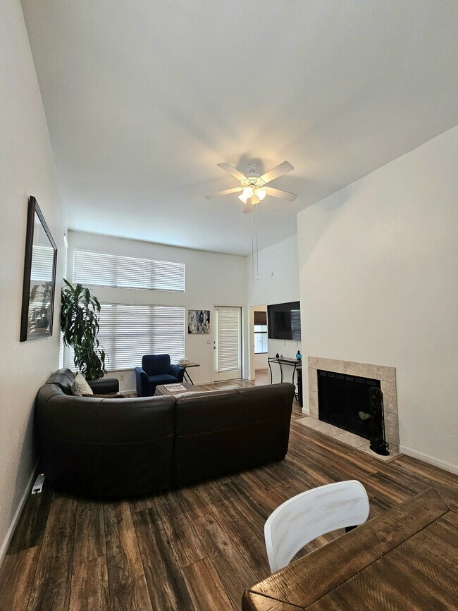 Foto del edificio - 5855 N Kolb Rd