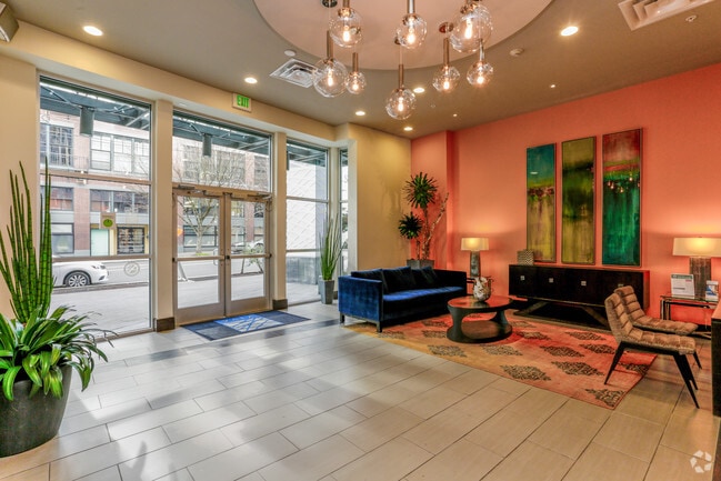 Interior Photo - VIVA