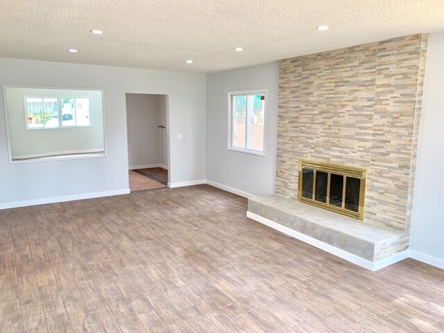 Building Photo - 14957 Archwood St