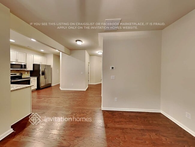 Building Photo - 228 Highland Pointe Cir E