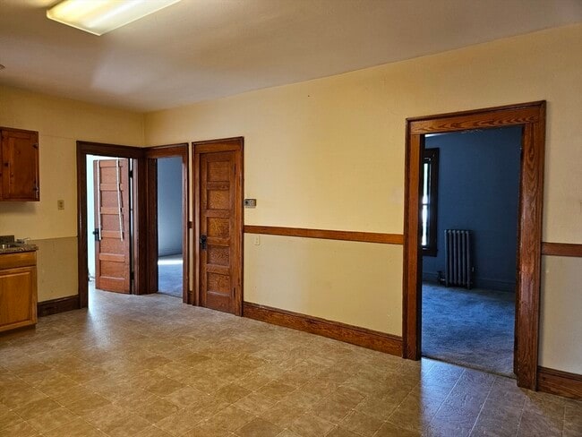 Building Photo - 30 Bemis St