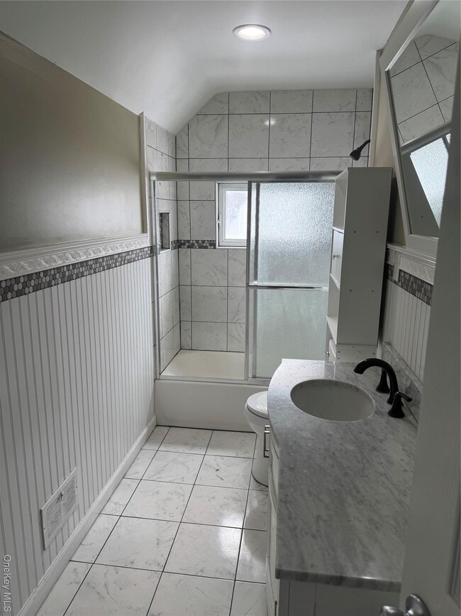 Building Photo - 112 Avondale Dr