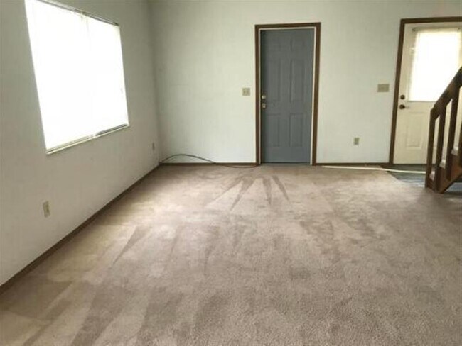 Building Photo - CALM HOME