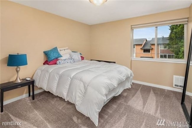 Foto del edificio - 8248 126th Ave NE