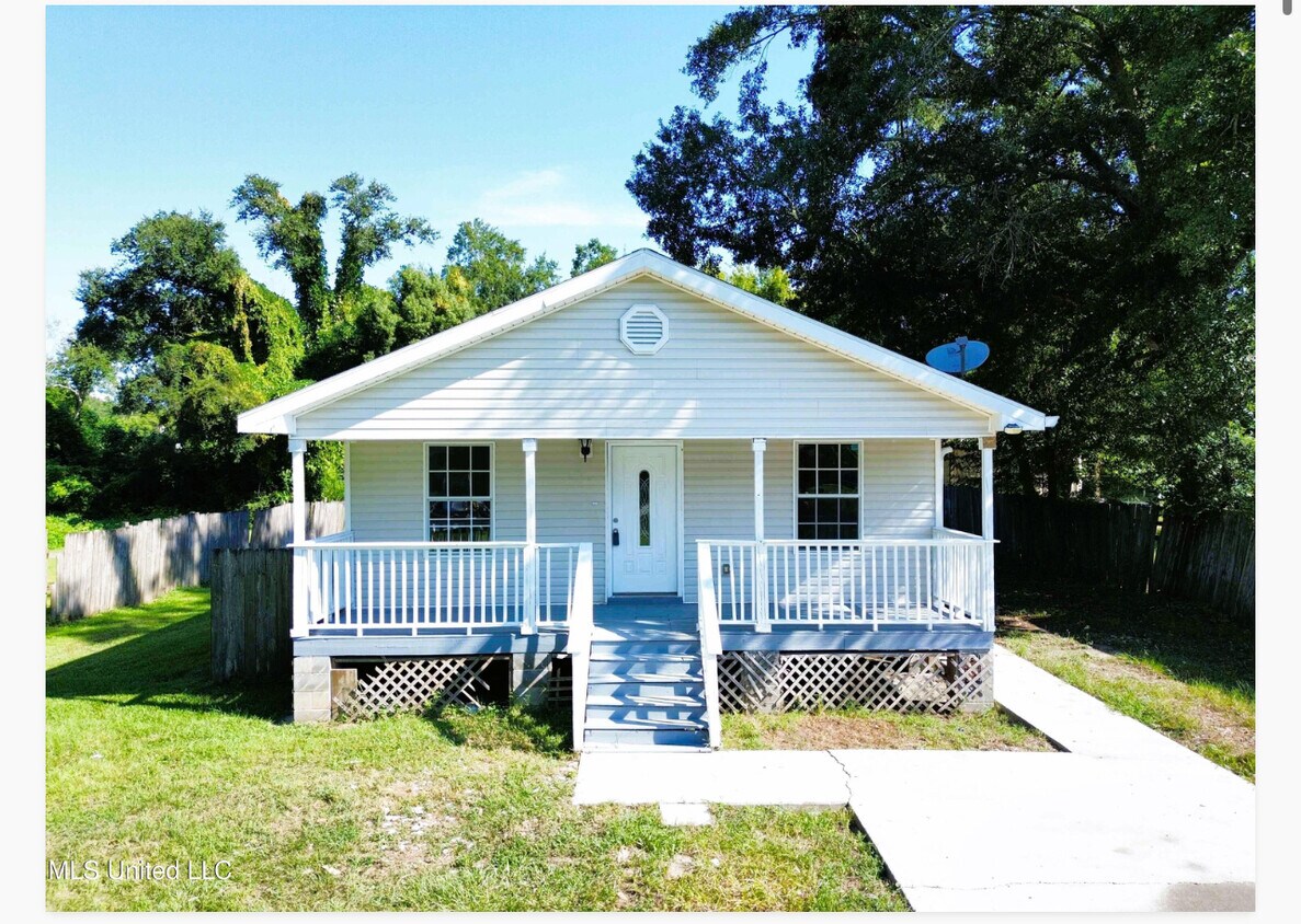 Photo - 620 Murray St (Harrison County, MS)