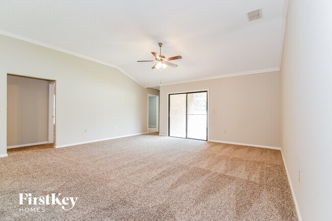 Building Photo - 3333 Horseshoe Trail Dr