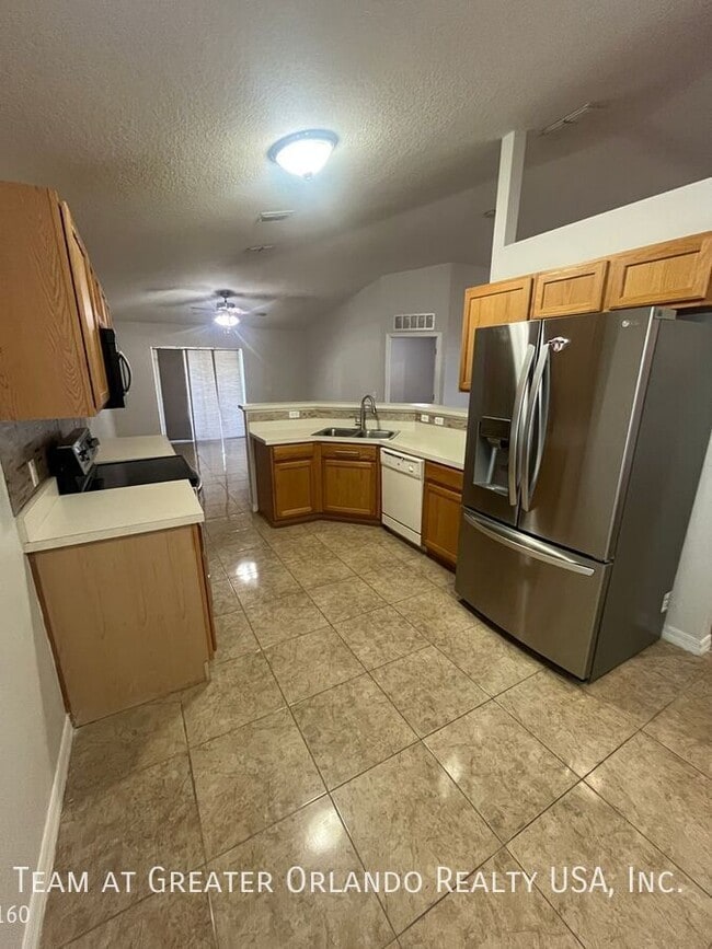 Foto del edificio - 5524 Sycamore Canyon Dr