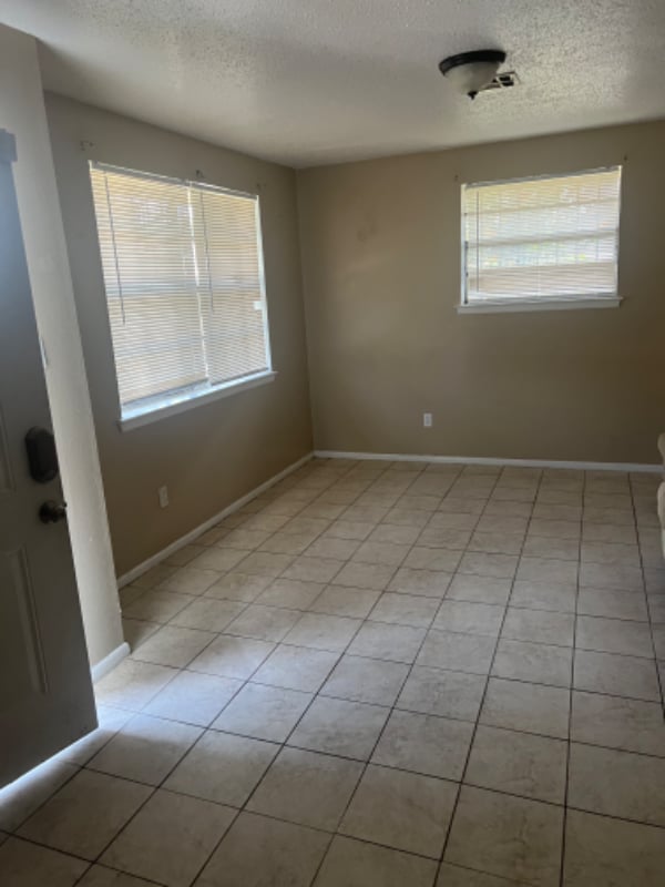 Foto del edificio - 5540 Grand Bayou Dr