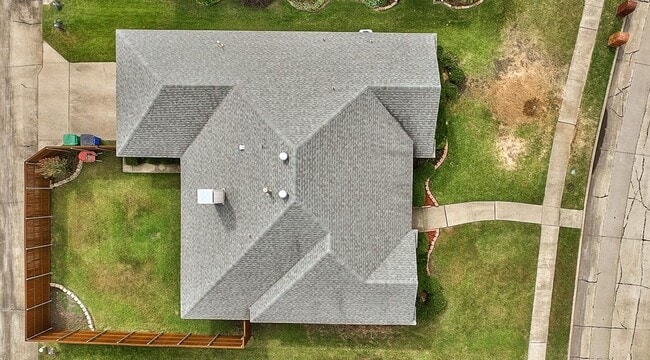 Building Photo - 3852 Alto Ave