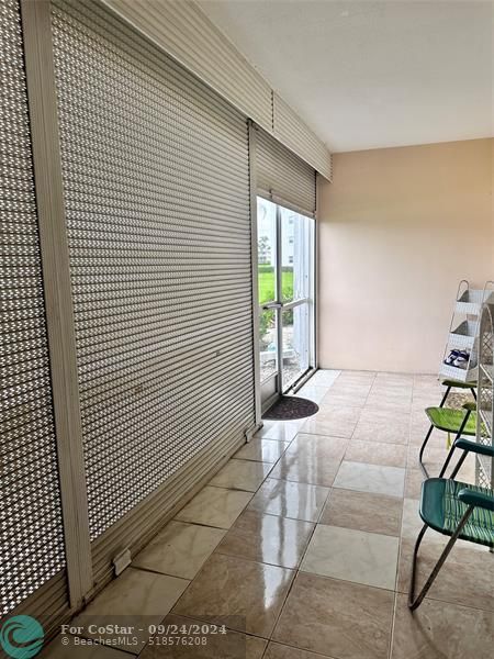 Foto del edificio - 1020 Exeter