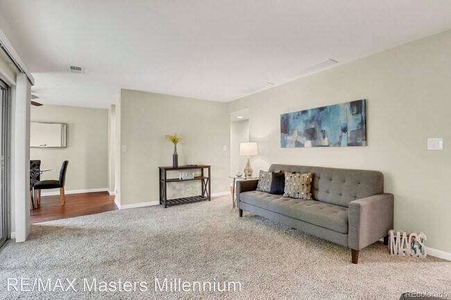 Foto del edificio - 1 br, 1 bath House - 7346 S Xenia Cir #D
