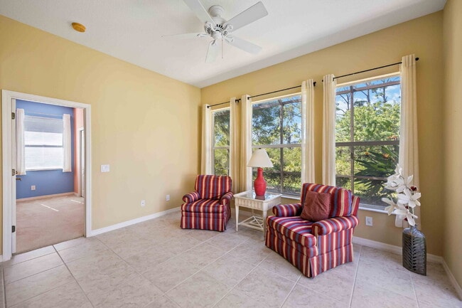 Foto del edificio - 1241 Creek Nine Dr