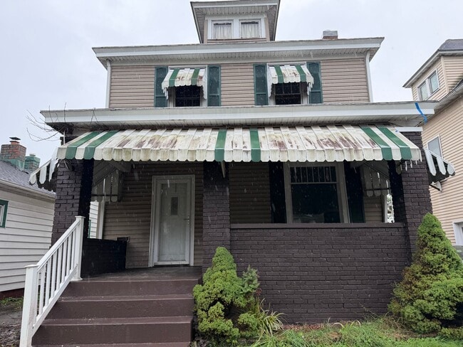 Building Photo - 4320 Gallia St