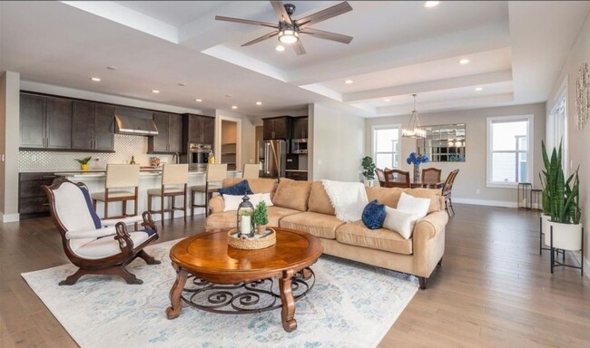 Foto del edificio - Gorgeous & Large 3 Bedroom 2 Bath Home wit...