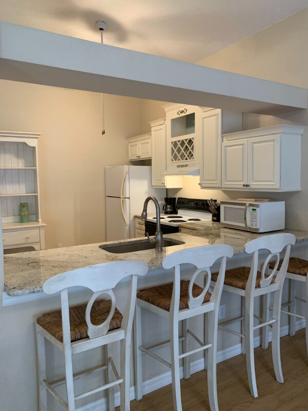 Foto del edificio - 544 High Pine Ct