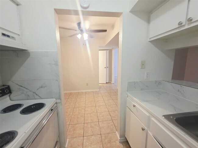 Foto del edificio - 12511 Ashford Meadow Dr