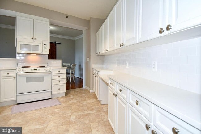 Foto del edificio - 3100 N Leisure World Blvd