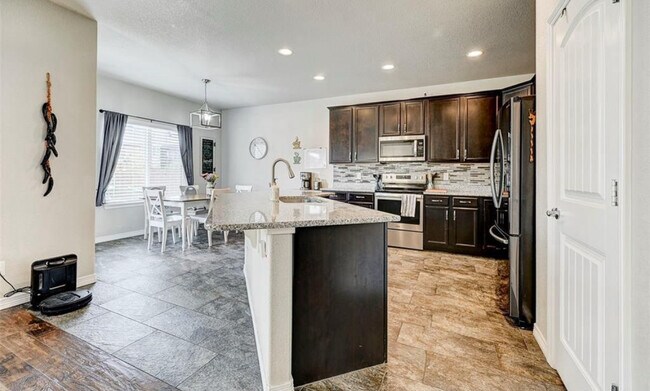 Foto del edificio - 12632 Longview Park Ln