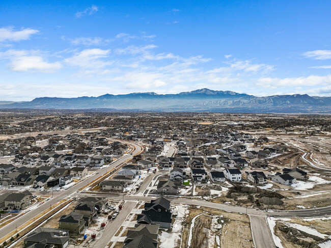 Foto del edificio - 4421 Bramble Ln, Colorado Springs, CO 8092...