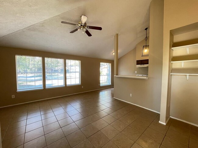 Building Photo - 22218 Moss Falls Ln
