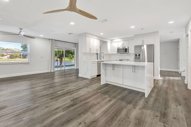 Foto del edificio - 10104 Country Brook Rd