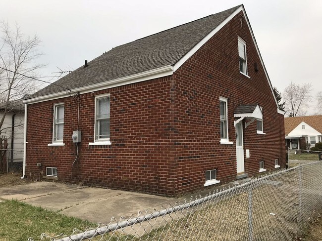 Building Photo - 7450 Heyden