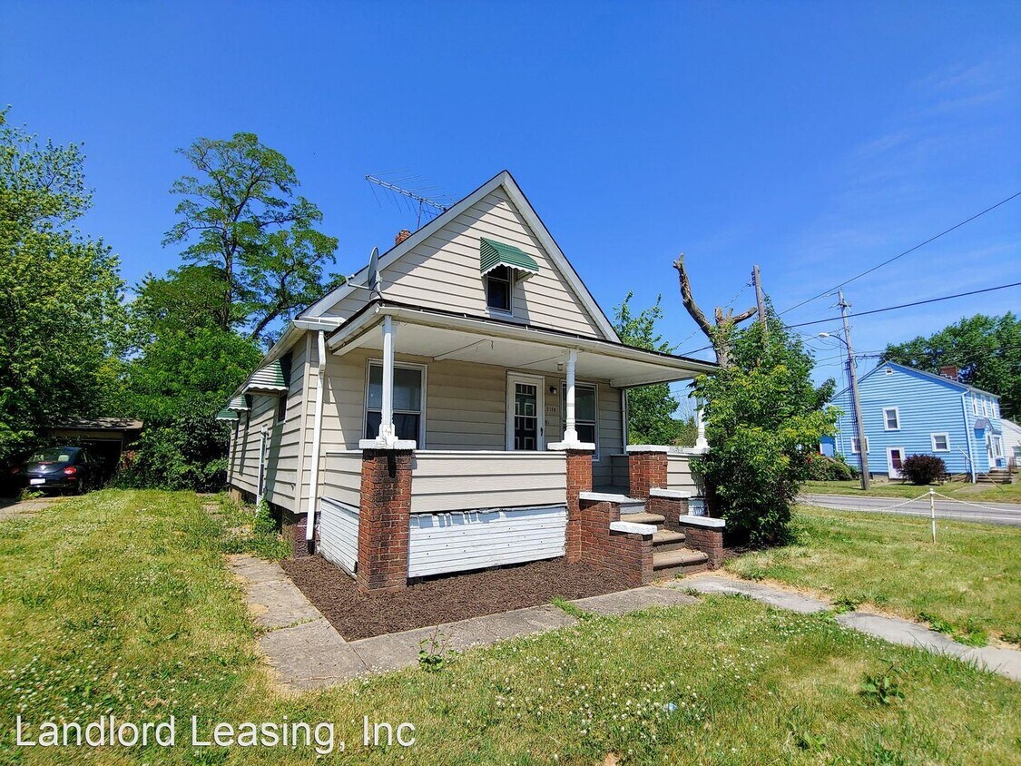 3 br 1 bath house 2106 oberlin avenue house for rent in lorain oh apartments com