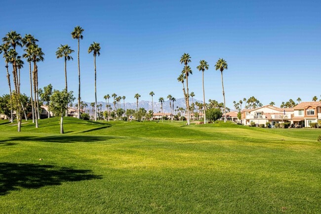 Building Photo - 78453 Magenta Dr