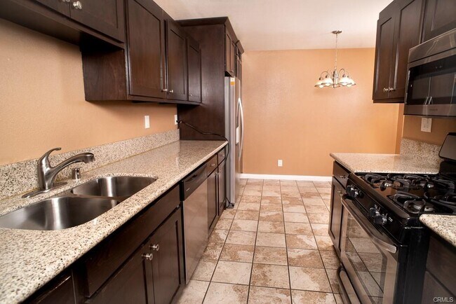 Foto del edificio - 13825 Beaver St