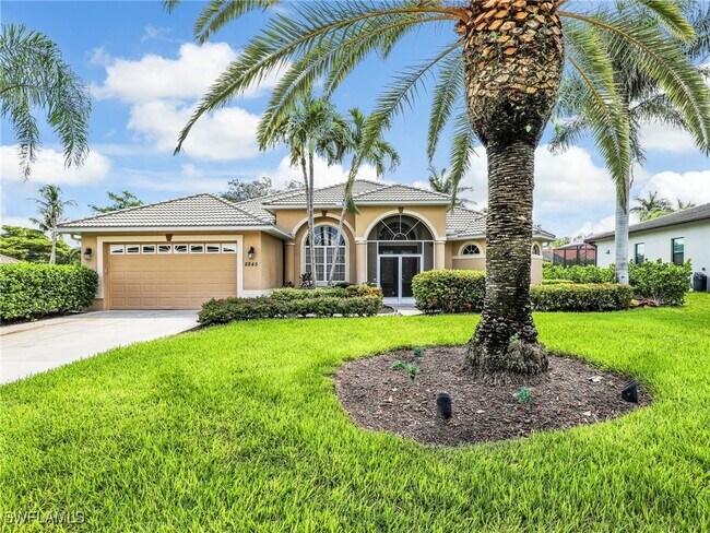 Foto del edificio - 8845 Lely Island Cir