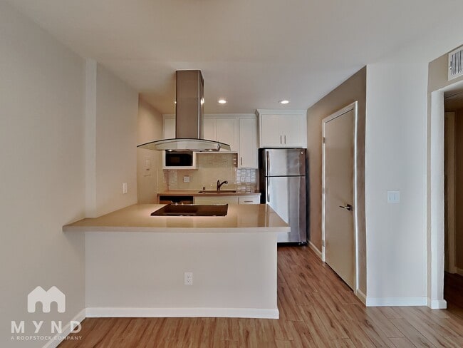 Building Photo - 2524 T St