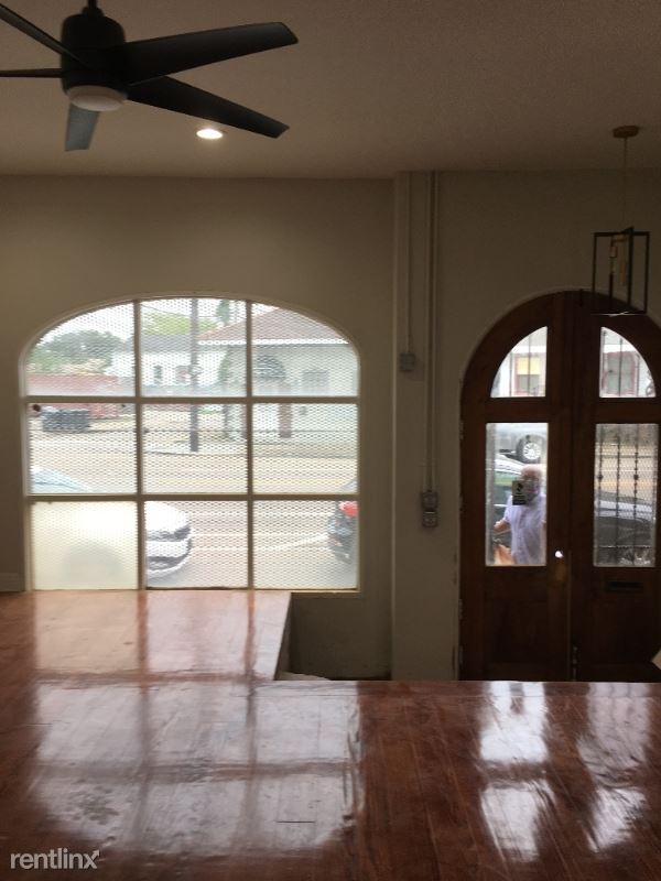 Foto principal - 1344 St Bernard Ave