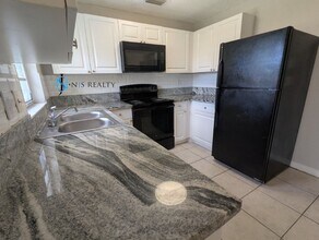 Building Photo - 3153 Lodi Dr