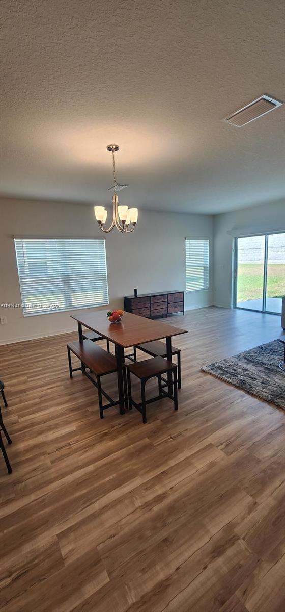 Foto del edificio - 9348 Westside Hls Dr