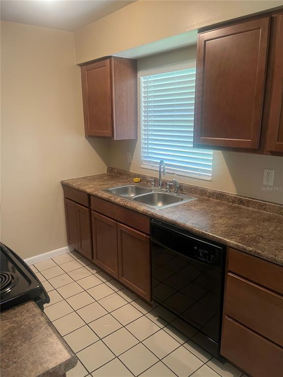 Foto del edificio - 1112 Princewood Dr