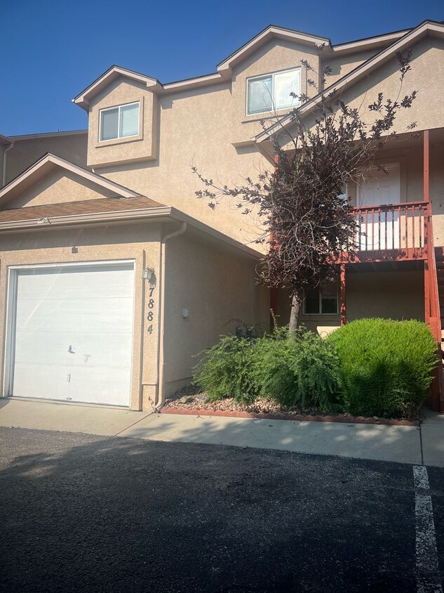 Primary Photo - District 20 North End Townhome